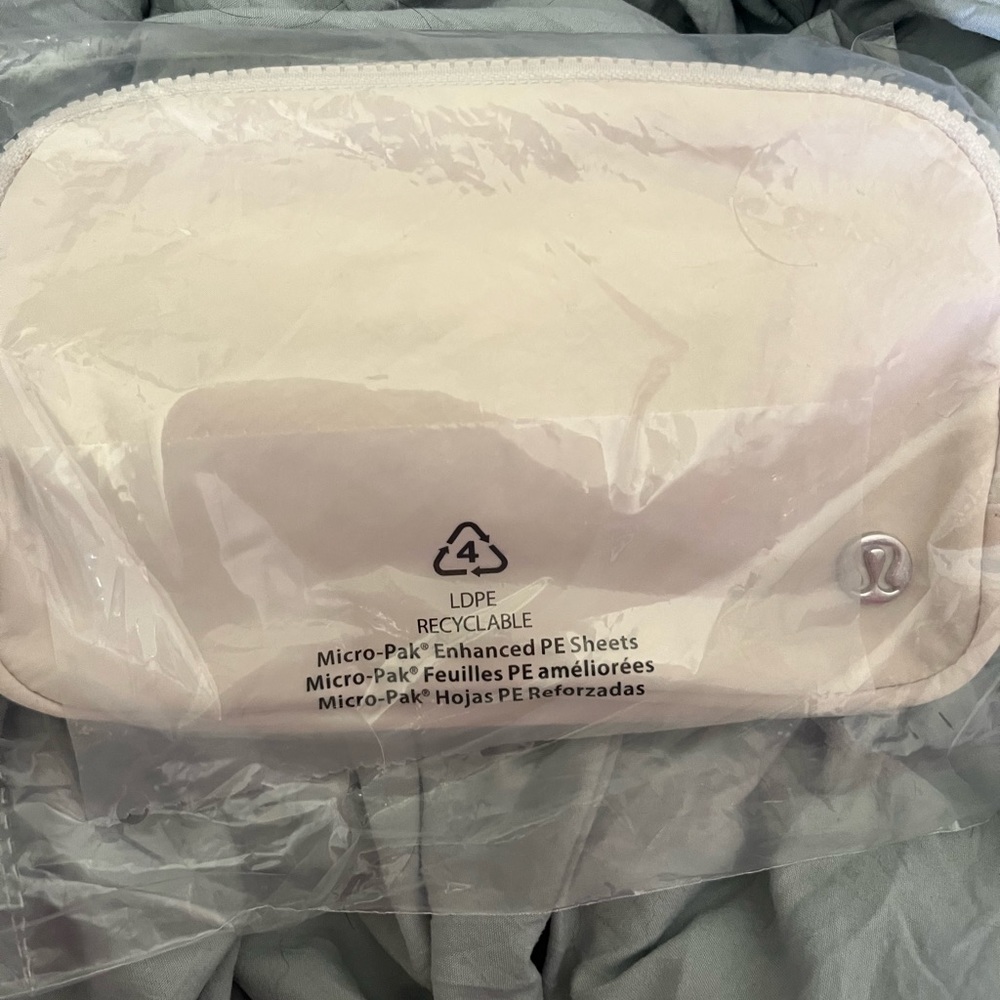 New Lululemon bag